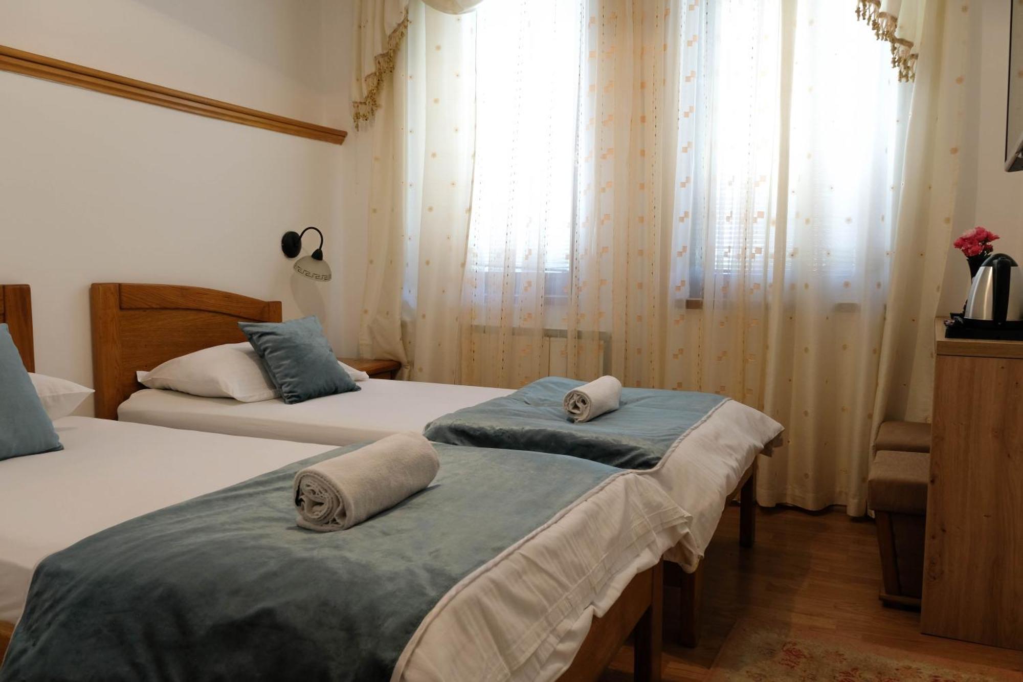 Bed And Breakfast Vijecnica Sarajevo Extérieur photo